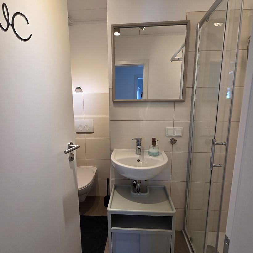 Badezimmer (2 von 2) – Apartment 1, „Kroppacher Schweiz“ in Müschenbach