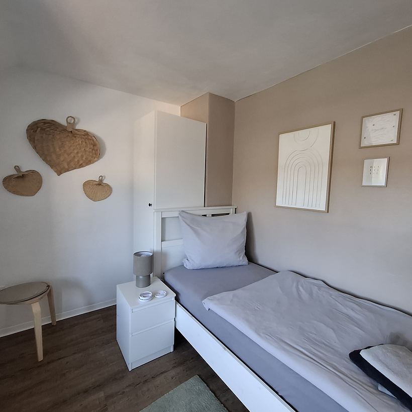 Schlafzimmer 1 (1 von 2) – 2. Obergeschoss in Mündersbach