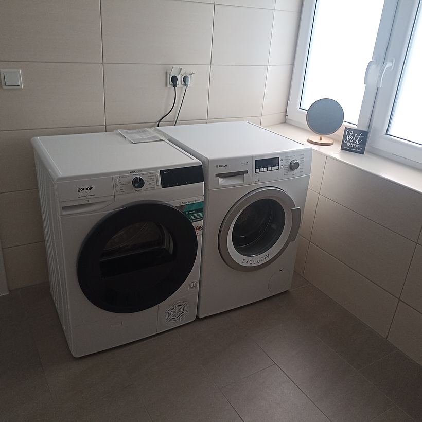 Badezimmer (2 von 2) – Apartment 1, „Am Weiherplatz“ in Norken