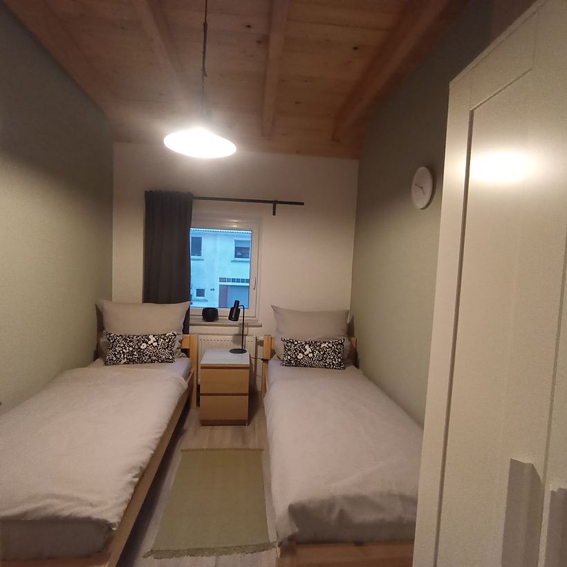 Schlafzimmer 1 – Apartment 2, „Am Weiherplatz“ in Norken