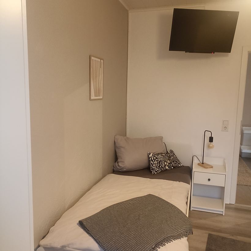 Schlafzimmer 1 (2 von 2) – Apartment 4, „Am Weiherplatz“ in Norken