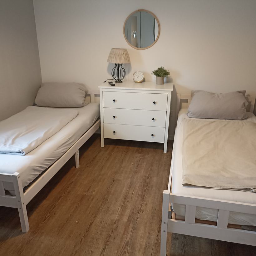 Schlafzimmer 3 (1 von 2) – Apartment „Zur Tenne“, Norken